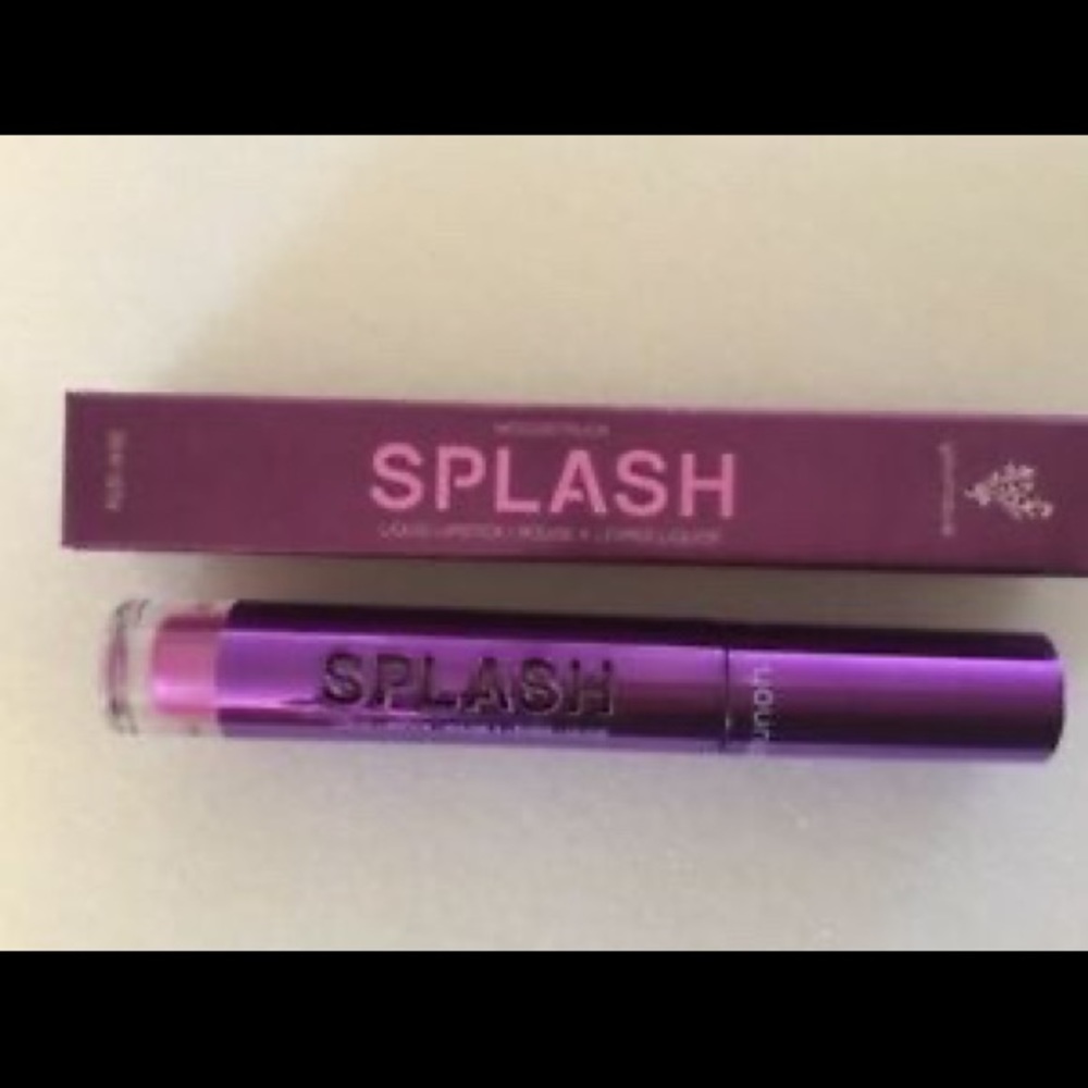 💗💗 YOUNIQUE | Splash Liquid Lipstick - Picture 2 of 7